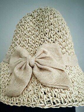 Floppy Hat w Bow